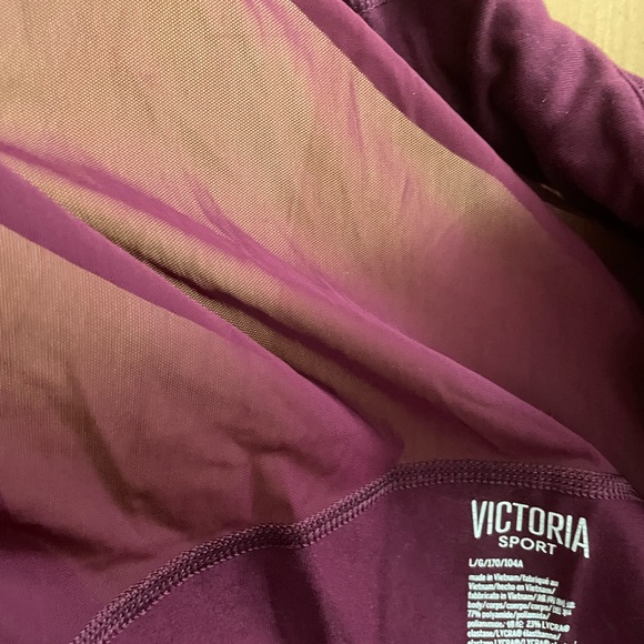 Used Victoria secret size large purple work out jacket - Picture 2 of 16